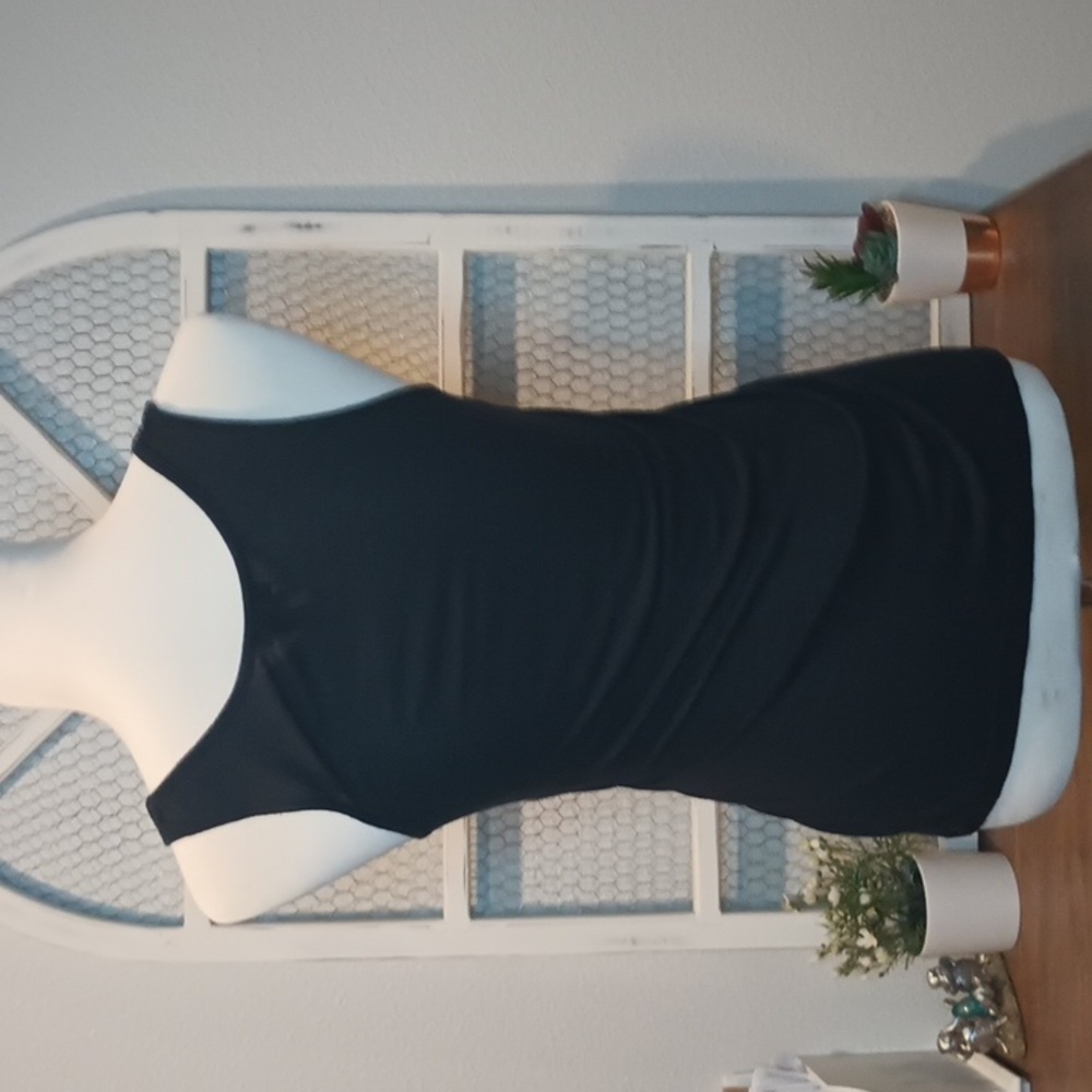 Express Ruffle Tank - Picture 4 of 6